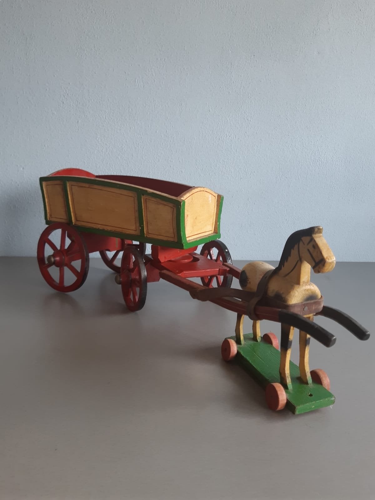Vintage houten speelgoed paard en wagen, Ophalen of Verzenden