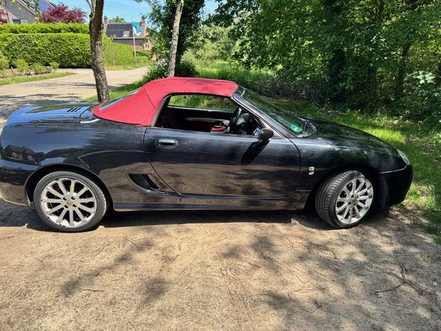 Auto’s cabriolet, Auto's, MG, Particulier, MG5, Benzine, Euro 4, Cabriolet, Handgeschakeld, Zwart, Overige kleuren, Leder en Alcantara