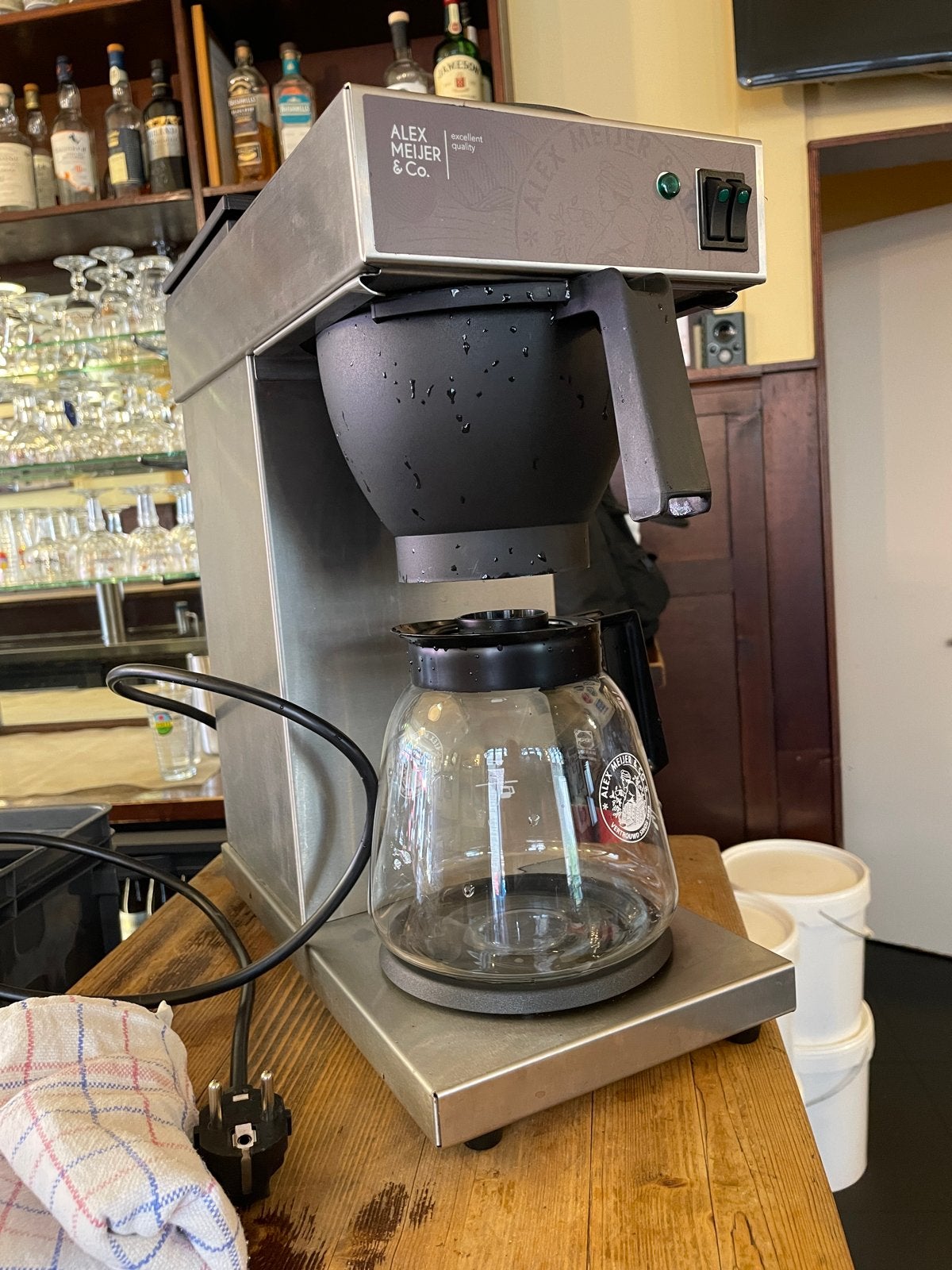 Alex Meijer & Co RVS Koffiezetapparaat - Zo goed als nieuw, Ophalen, 10 kopjes of meer, Koffiemachine, Gemalen koffie