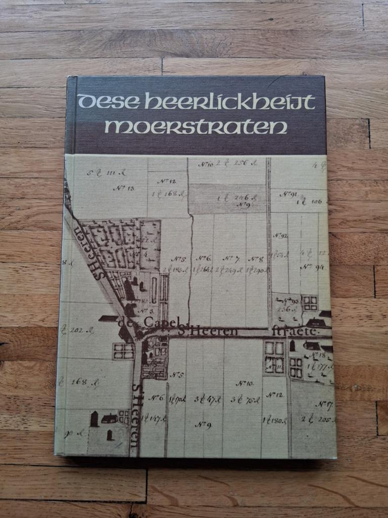 Dese heerlickheijt moerstraten geschiedenis fotoboek, Ophalen of Verzenden, Zo goed als nieuw