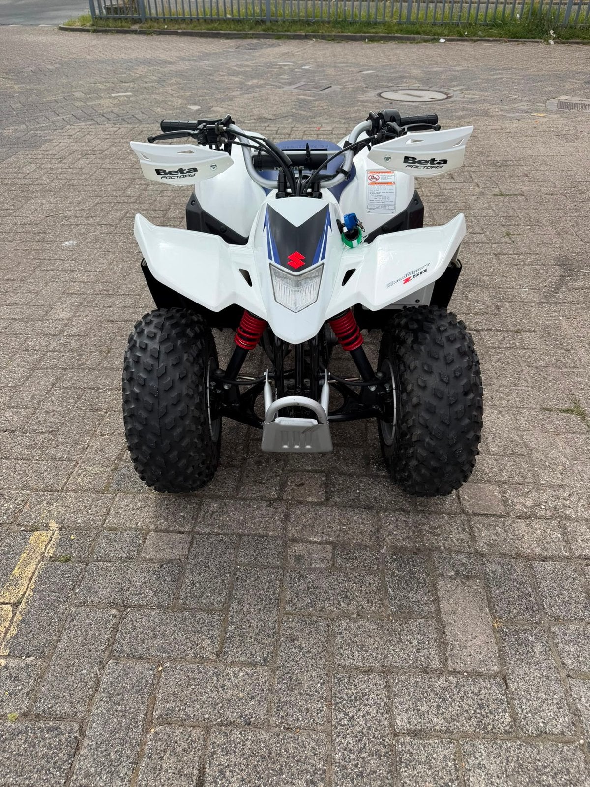Suzuki QuadSport LTZ50 - Perfecte beginnersquad!, 1 cilinder, 11 kW of minder