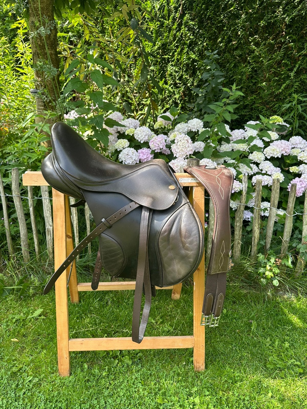 Kent & Masters spring zadel, Dieren en Toebehoren, Paarden en Pony's | Zadels, Ophalen of Verzenden, Gebruikt, Springen