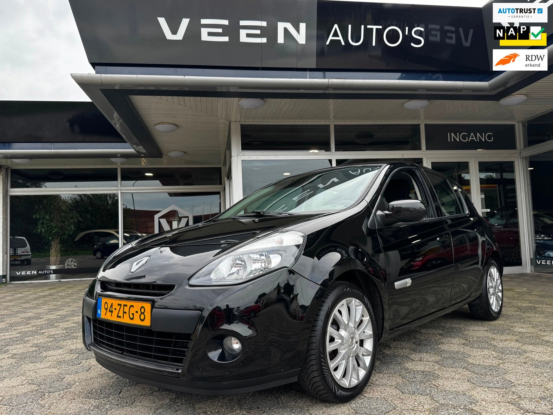 Renault Clio 1.2 TCe Collection 5 Deurs Airco Cruise Trekhaa, Voorwielaandrijving, Euro 5, Gebruikt, 4 cilinders