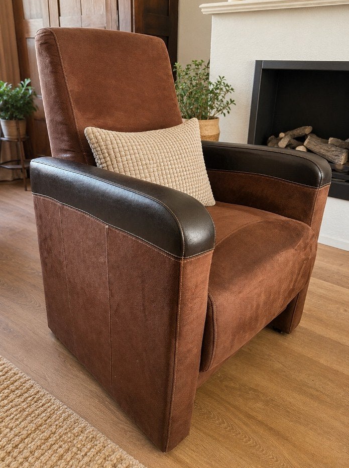 Stoel met gebruikssporen, Huis en Inrichting, Fauteuils, Ophalen, Gebruikt, 75 tot 100 cm, 50 tot 75 cm