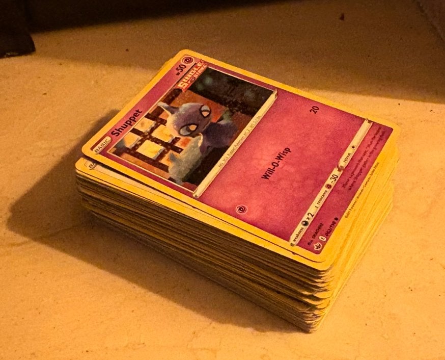 Bulk +/- 80 kaarten - Chilling Reign - Pokémon, Ophalen of Verzenden, Zo goed als nieuw, Meerdere kaarten
