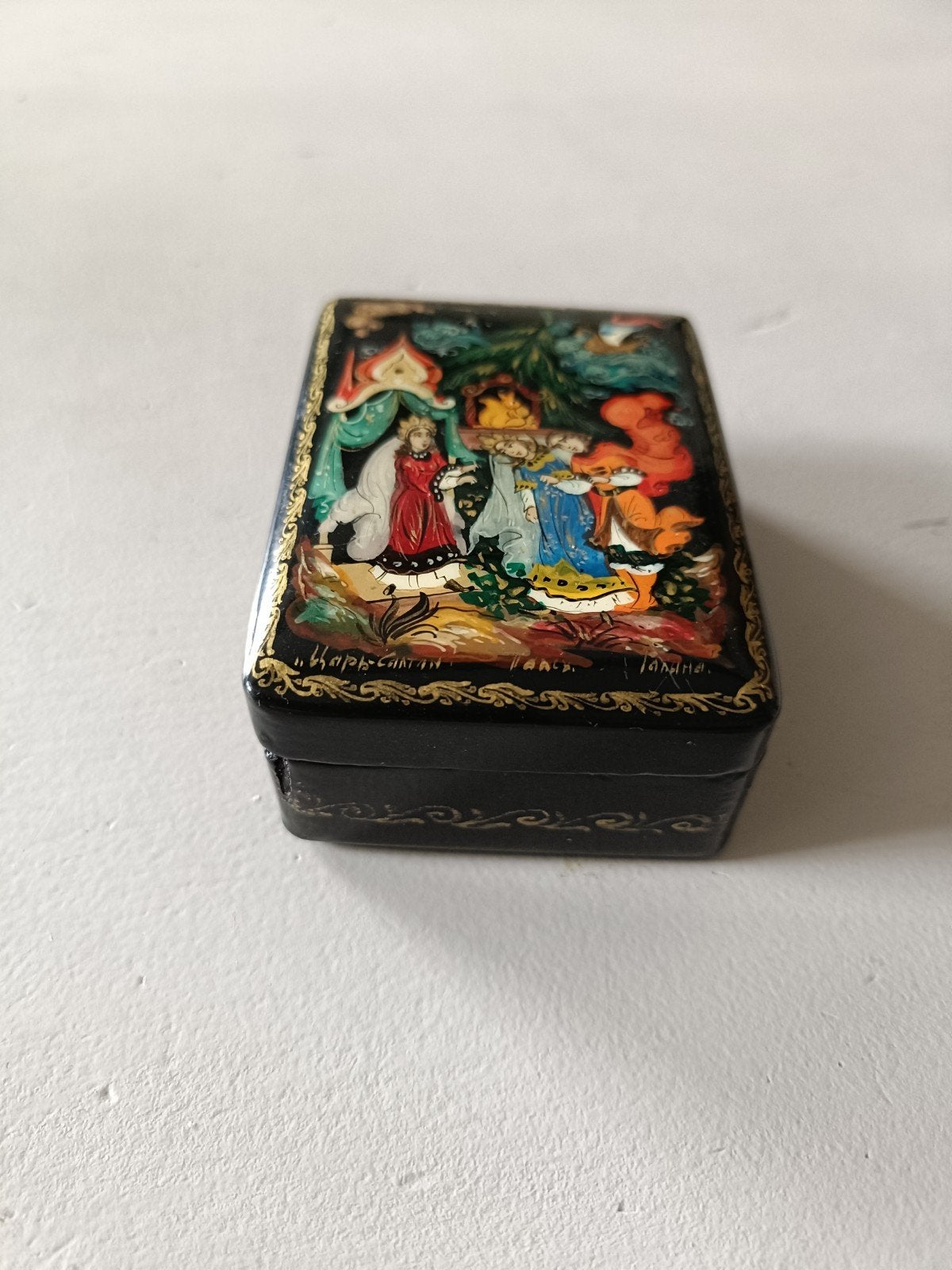 Handgeschilderde Russische lakdoos, Ophalen of Verzenden