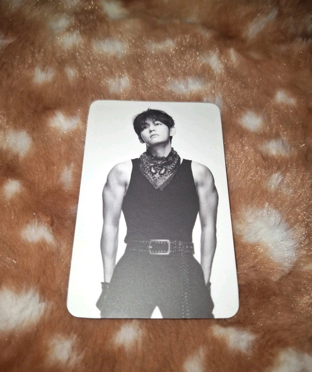 V taehyung photocard Bts arirang pob, Verzenden, Zo goed als nieuw, Foto of Kaart