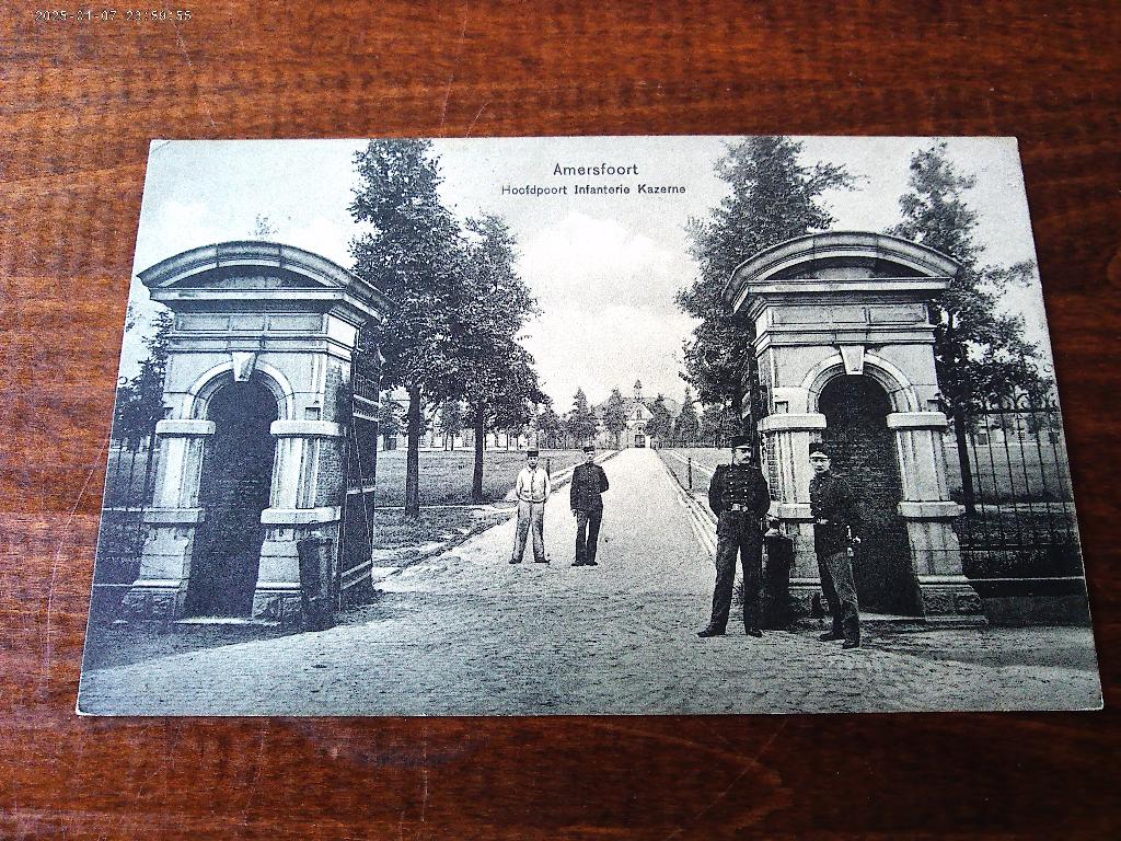 F33 - Amersfoort - Infanterie Kazerne - 1910 - Mooi/Oud, Ophalen of Verzenden, Voor 1920, Utrecht