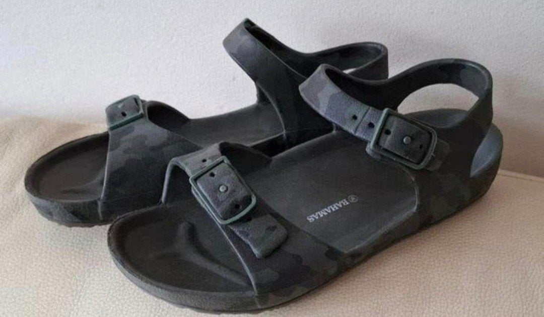 Stoere leger camouflage sandalen!, Ophalen of Verzenden, Gebruikt, Jongen, Overige typen
