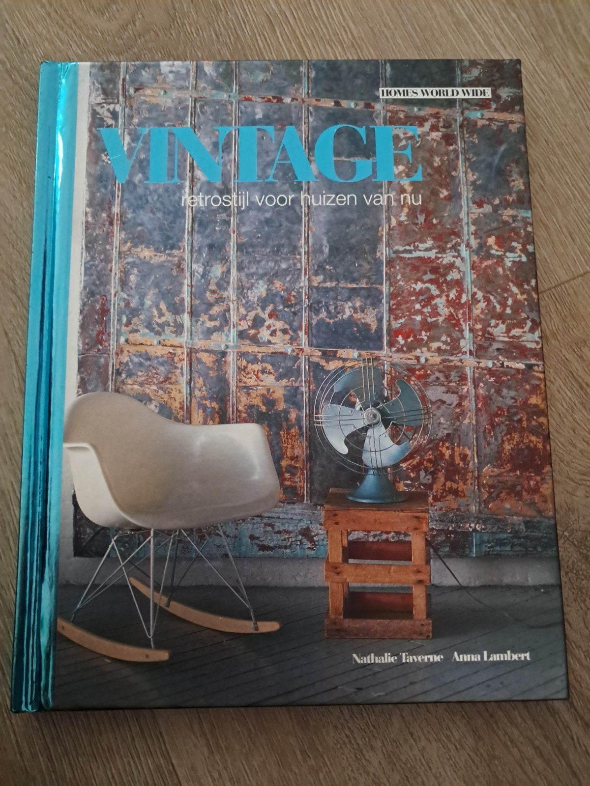 C3 Vintage: retrostijl voor huizen van nu - Interieurboek, Boeken, Ophalen of Verzenden, Zo goed als nieuw, Nathalie Taverne, Anna Lambert