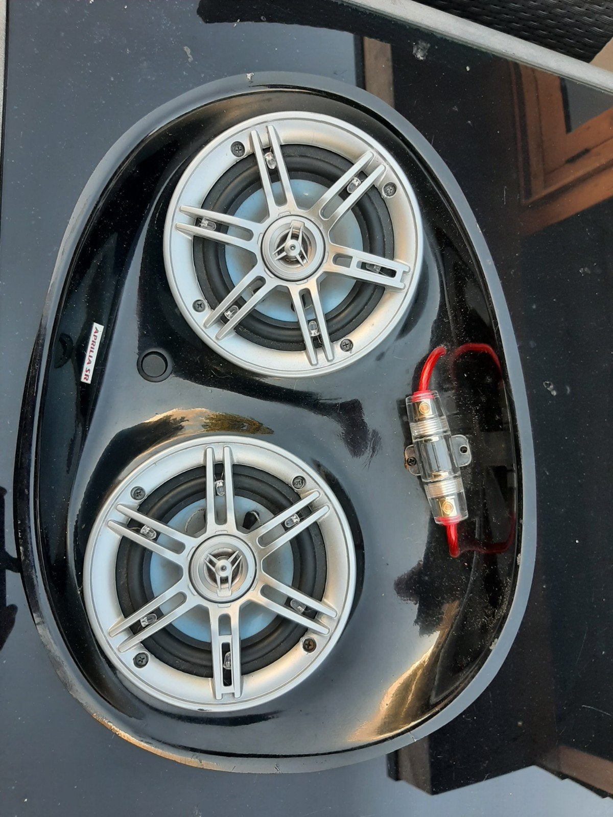 Zeldzame speakerset voor Aprilia SR met blauwe LED's, Auto diversen, Ophalen, Gebruikt
