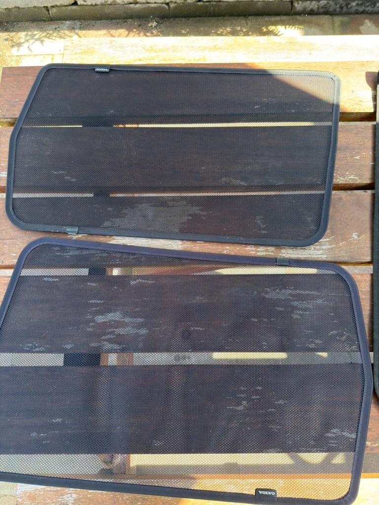 Sunblinds Volvo V70 XC70 2008-2012 achterdeuren, Ophalen of Verzenden, Volvo