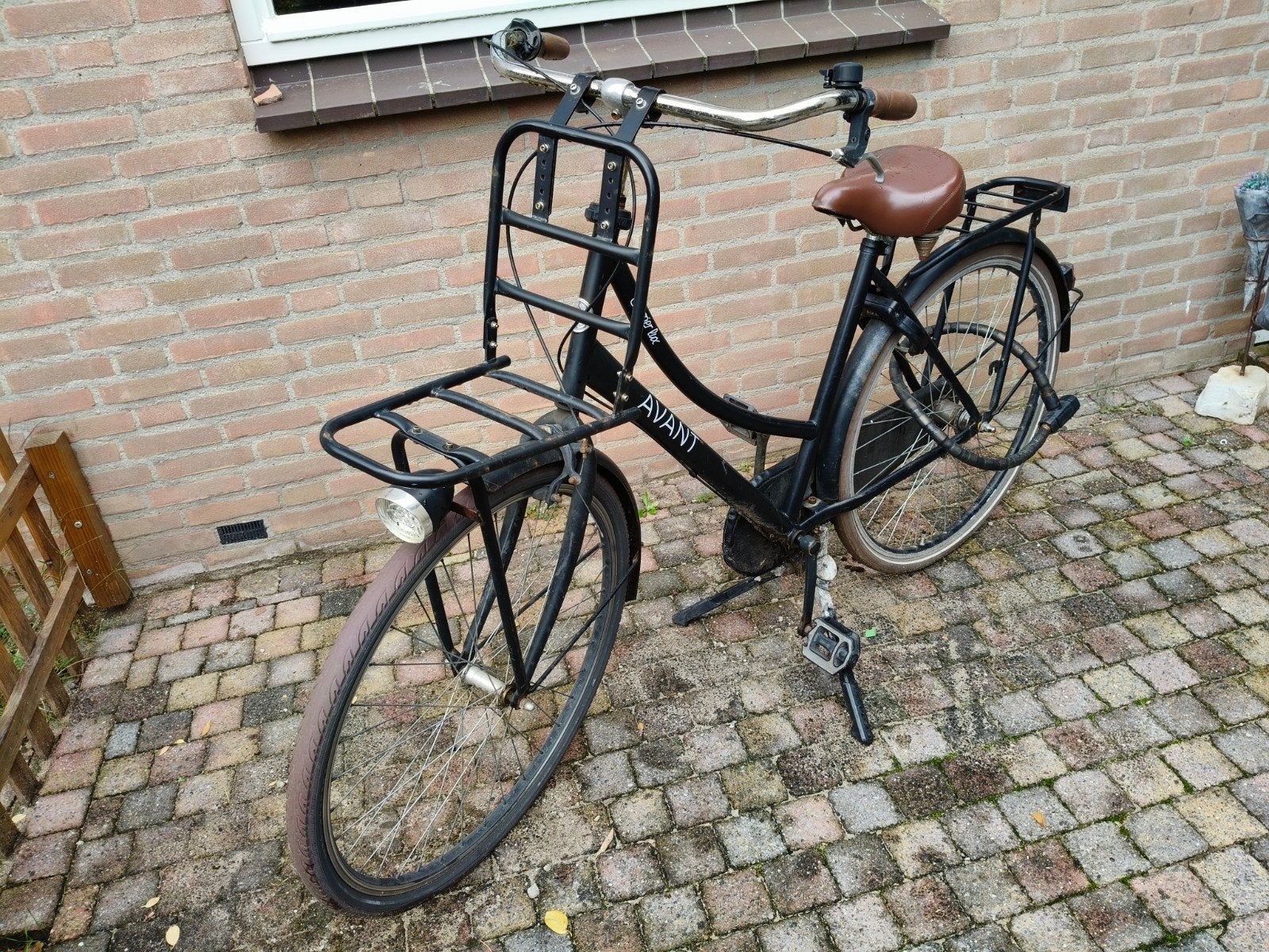 Avant damesfiets gratis af te halen, Fietsen en Brommers, Fietsen | Dames | Omafietsen, Ophalen, Terugtraprem, Gebruikt, Versnellingen