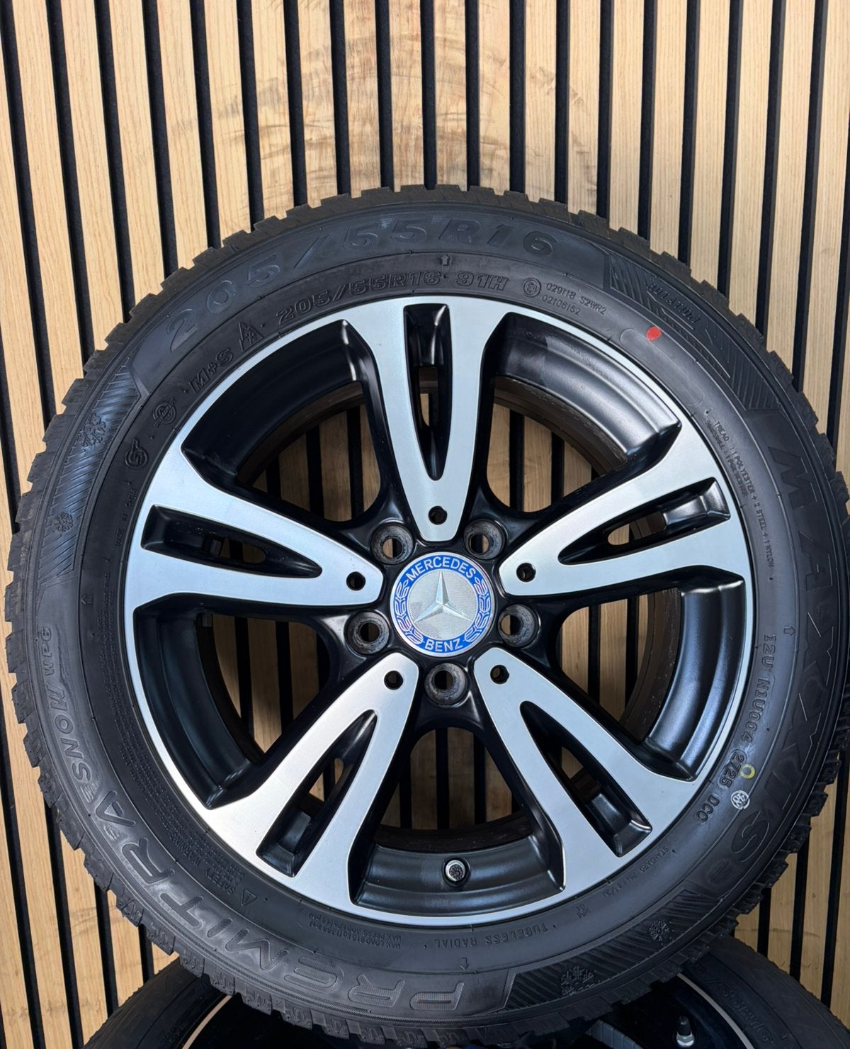 Originele 16” Mercedes A B CLA Winterbanden Winterset, Auto-onderdelen, Banden en Velgen, Gebruikt, 16 inch, ., Banden en Velgen