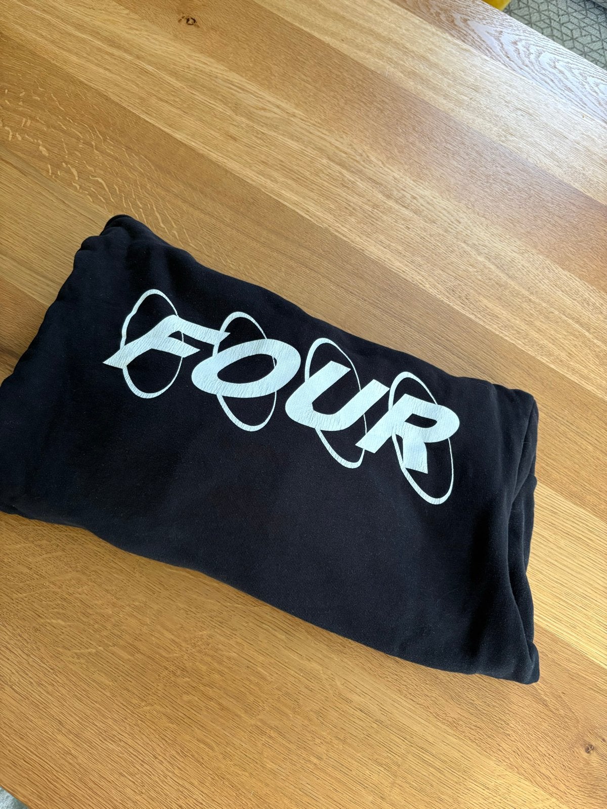 FOUR Hoodie Zwart - Maat 14 jaar, Kleding | Heren, Truien en Vesten, Ophalen, Zo goed als nieuw, Maat 48/50 (M), Zwart