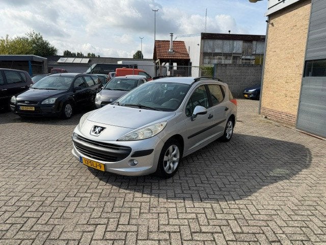 Peugeot 207 SW 1.4i-8 klepper XR // Apk 06-2027, Auto's, Voorwielaandrijving, Dealer onderhouden, Zwart, 4 cilinders
