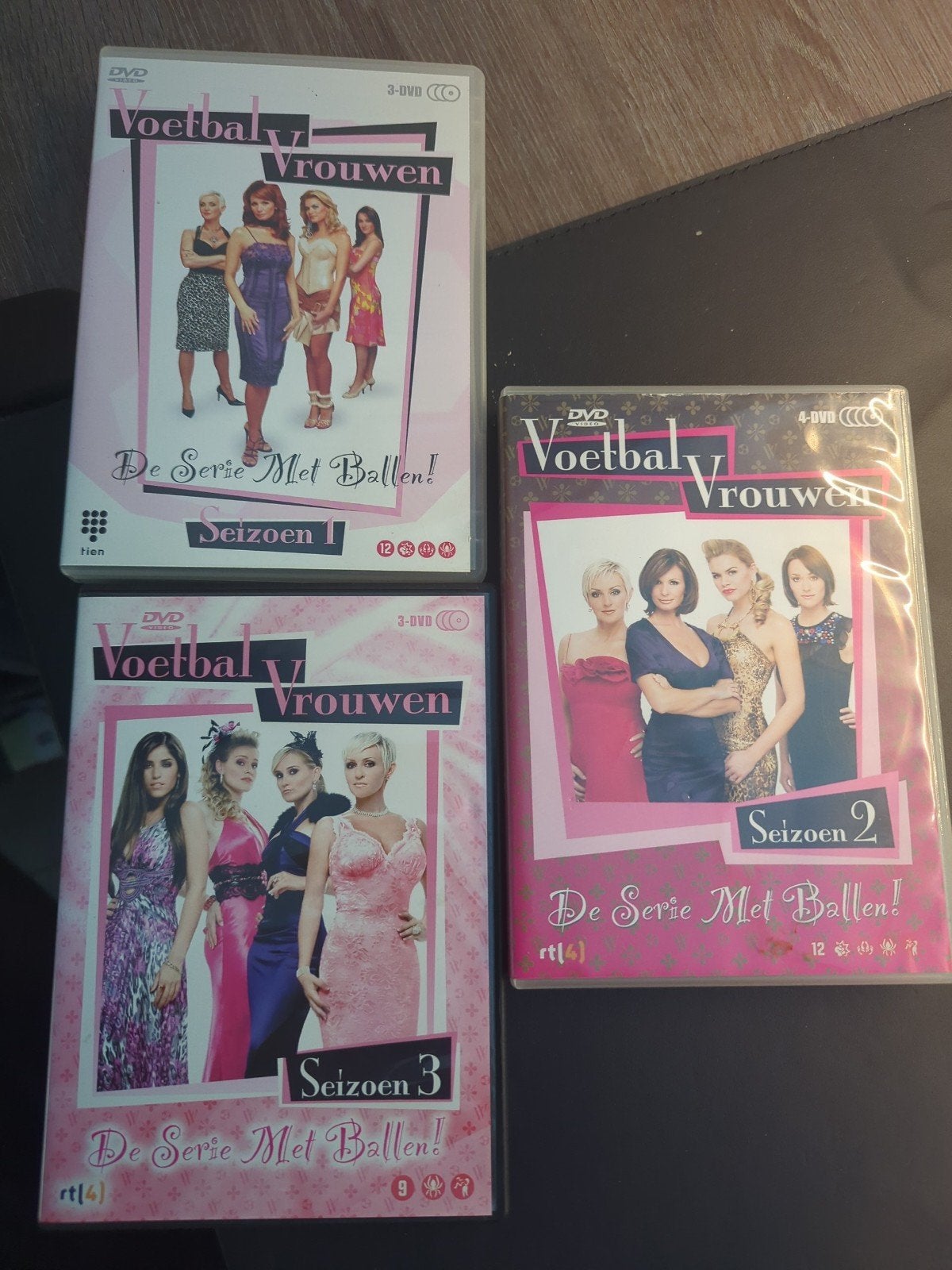 Voetbalvrouwen DVD Seizoen 1, 2 en 3 - Complete Serie, Gebruikt, Seizoen 1, Drama, Vanaf 12 jaar