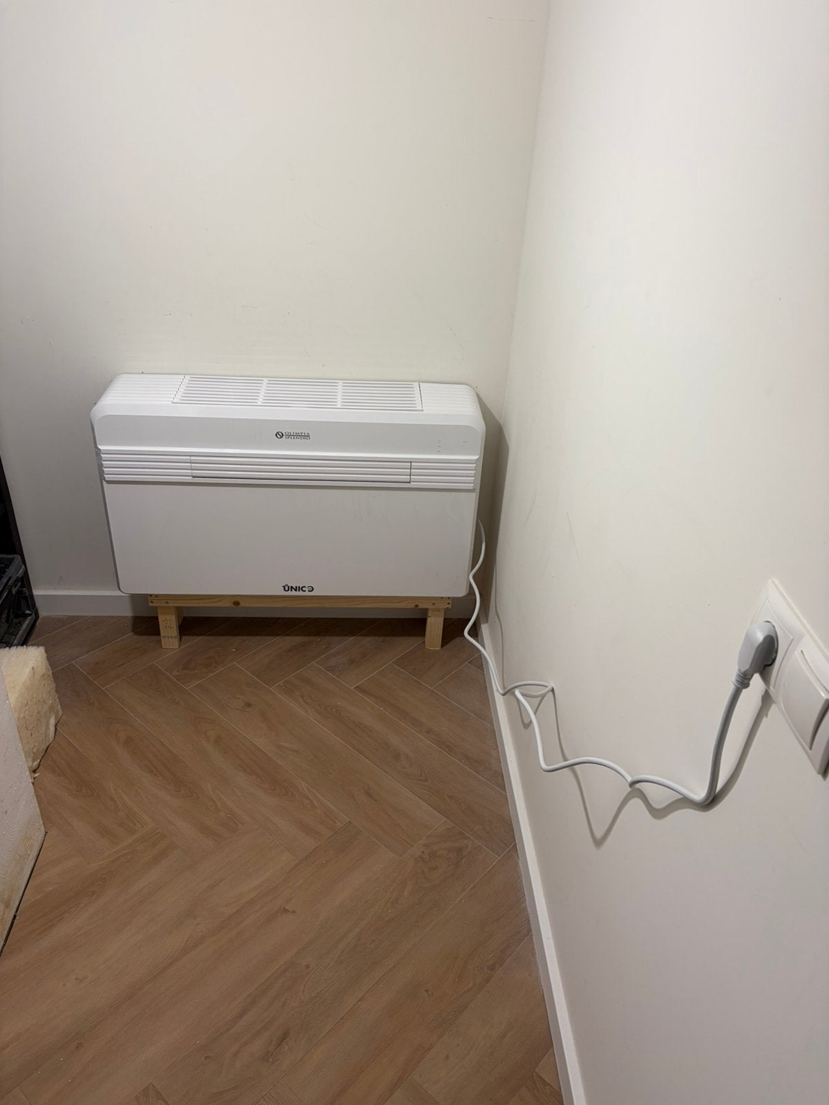 Airco Monosplit Unico PRO 35HP EVAN wifi 3maanden oud, Ophalen, Koelen en Ontvochtigen, Minder dan 60 m³, Timer