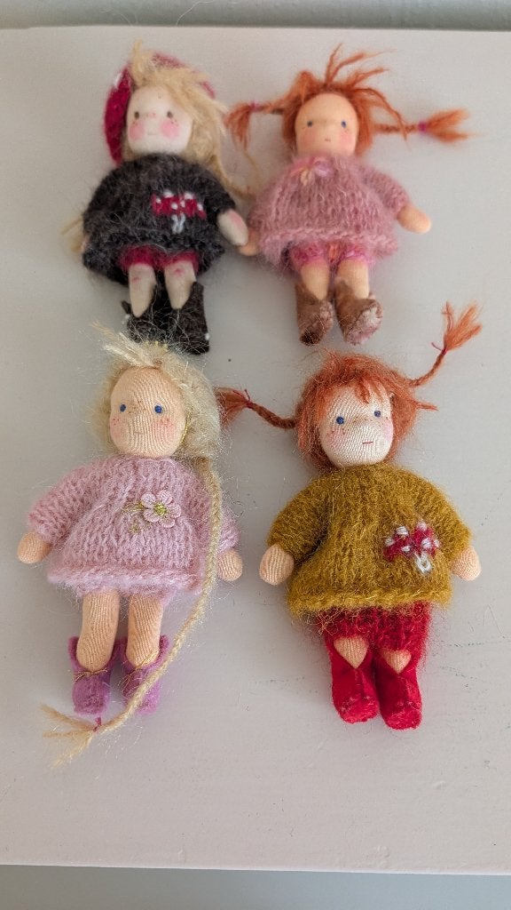 Handgemaakte knuffel popjes of poppenhuispopjes In èèn koop, Ophalen of Verzenden, Zo goed als nieuw, Popje