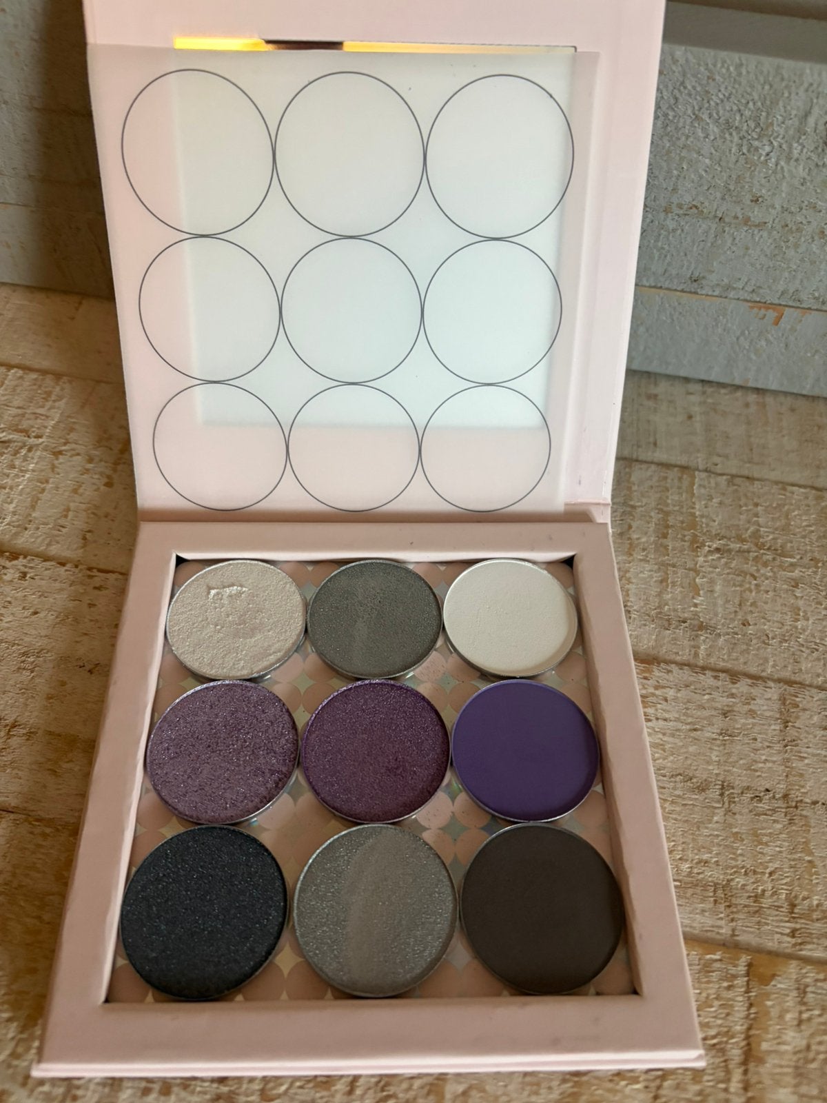 L’oyé pallet, Ophalen of Verzenden, Zo goed als nieuw, Handen en Nagels