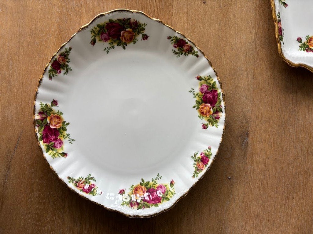 Royal Albert gebaksschaal, Ophalen