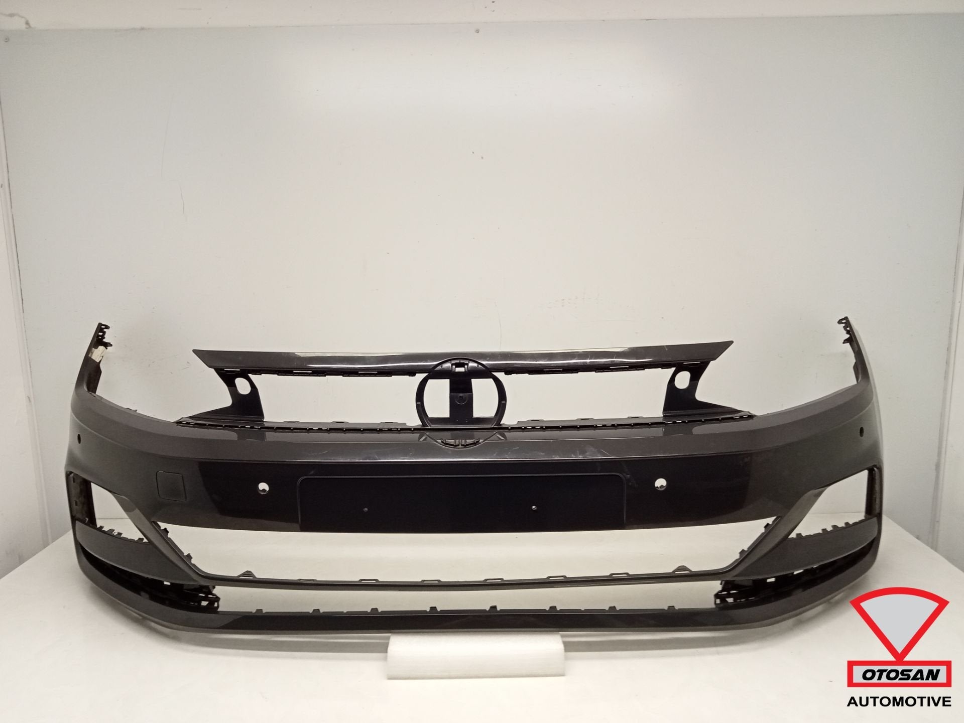 VW Polo 2G 2017-2021 Voorbumper Bumper 4xPDC, Auto-onderdelen, Gebruikt, Volkswagen, Volkswagen AG, Bumper