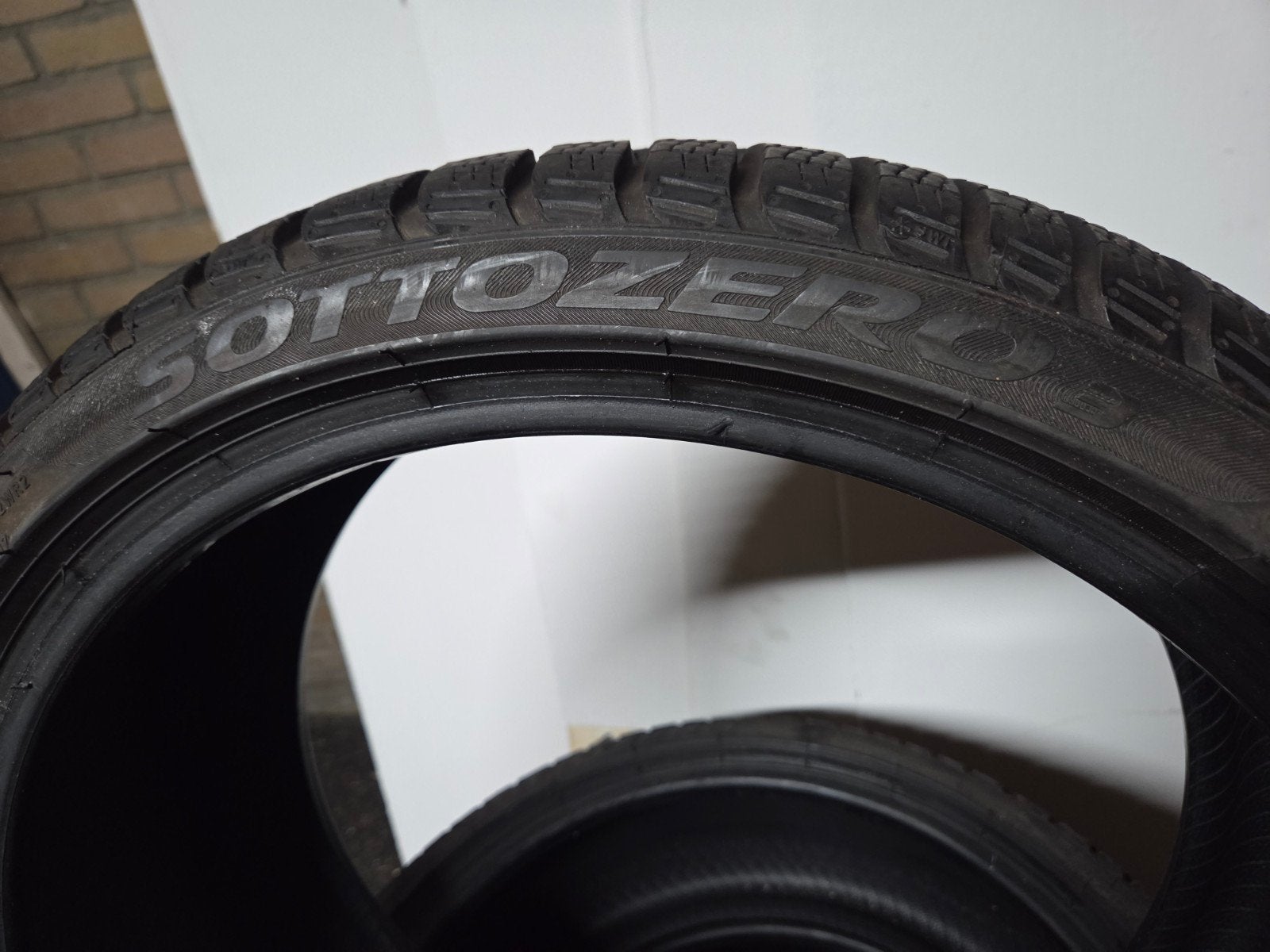 Pirelli Sottozero 3 Winterbanden 235/35/R19 montage mogelijk, Gebruikt, Winterbanden, 235 mm, Band(en)