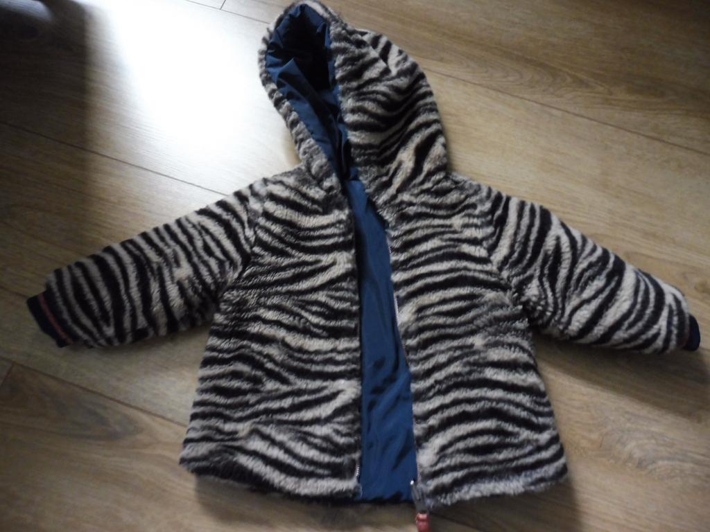Omkeerbare winterjas van Noppies, Kinderen en Baby's, Babykleding | Maat 74, Meisje, Ophalen of Verzenden, Zo goed als nieuw, Jasje