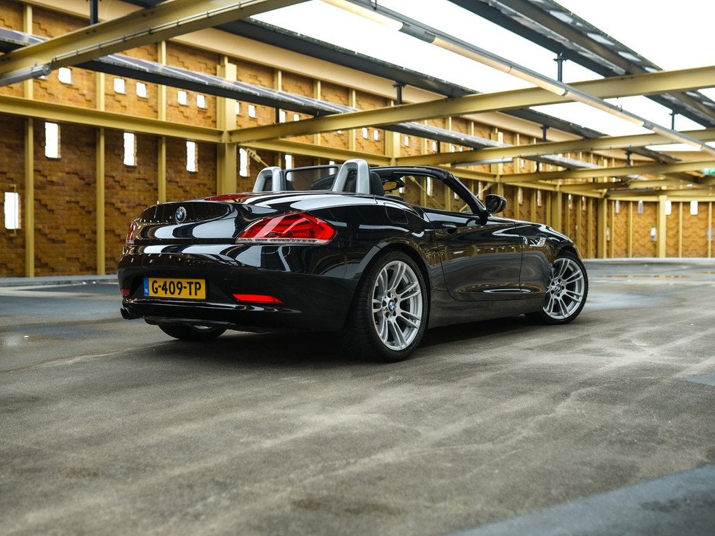 BMW Z4 [E89] sDrive30i Executive l Navi Prof l Sportstoelen, Euro 5, Achterwielaandrijving, Gebruikt, Zwart