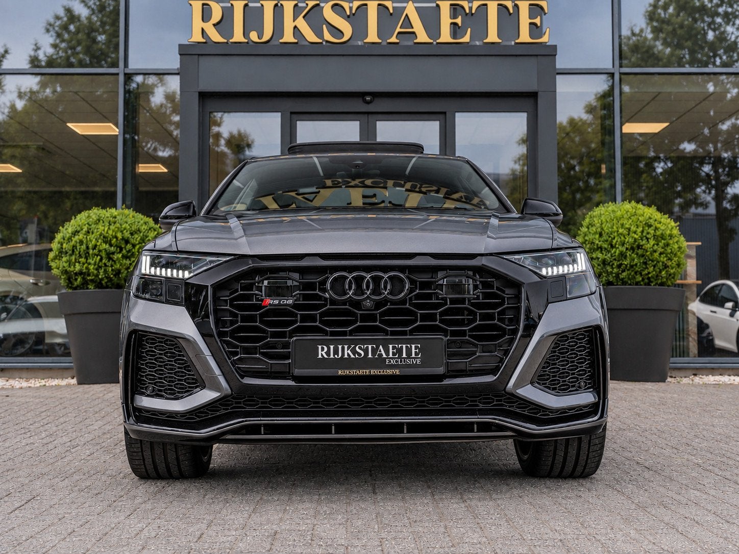 Audi RS Q8 4.0 TFSI RSQ8 Quattro|PANO|B&O|360°|23'|KERAMISC, Auto's, Dealer onderhouden, Gebruikt, Met garantie (alle), 600 pk