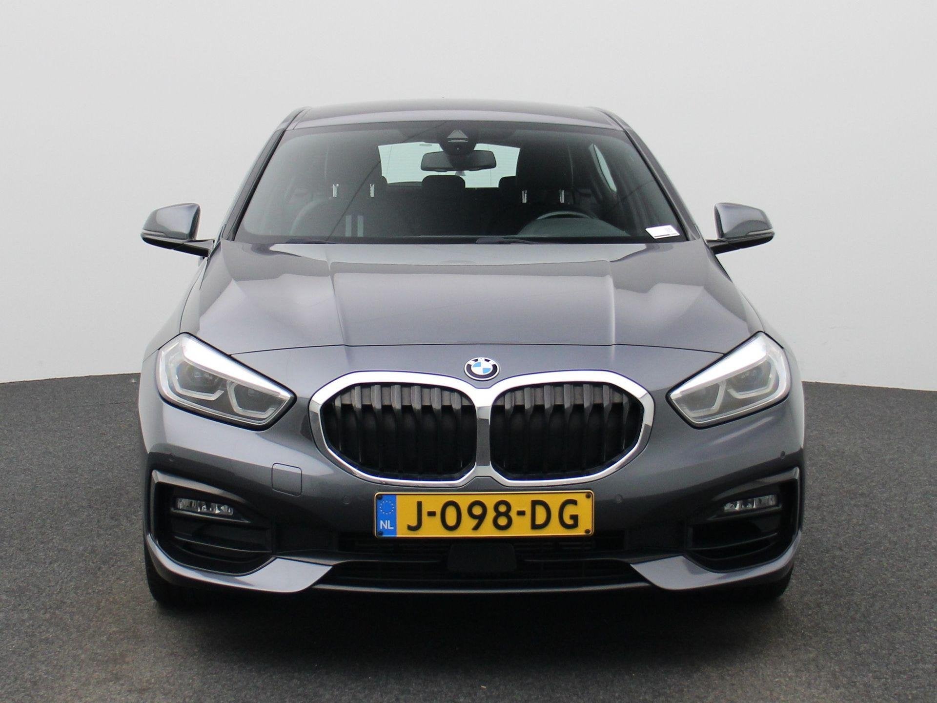 BMW 1-serie 118i Executive Edition 140PK | Automaat | Naviga, Gebruikt, Leder en Stof, Origineel Nederlands, Bedrijf