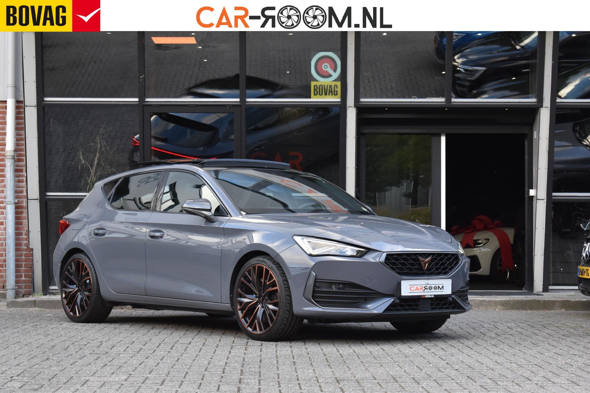 CUPRA Leon 1.4 e-Hybrid VZ Copper Edition 245PK Pano Memory, Auto's, Cupra, Dealer onderhouden, Stof, Gebruikt, 4 cilinders