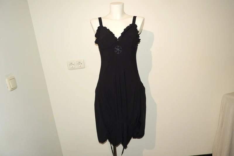 High Use stretch jurk aparte onderkant met koortjes L, Kleding | Dames, Zwart, Maat 42/44 (L), Gedragen, Onder de knie