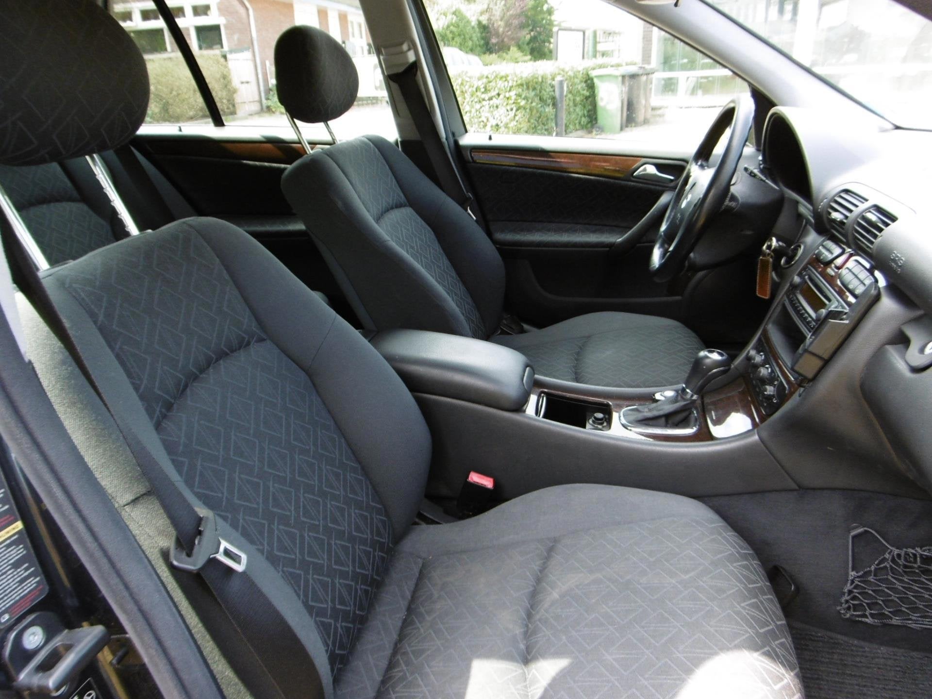 Mercedes-Benz C-klasse Combi 220 CDI Elegance 143pk Automaat, Auto's, Automaat, Gebruikt, Zwart, Zwart