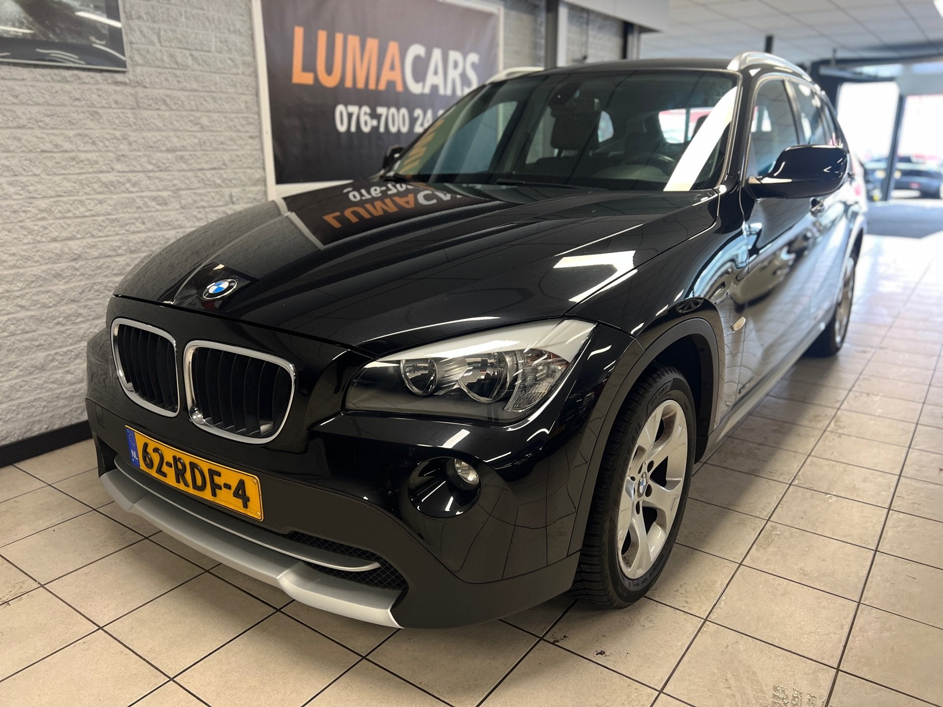 BMW X1 SDrive18i Executive | NW APK | Cruise | Navi | PDC |, X1, Euro 5, Achterwielaandrijving, 4 cilinders