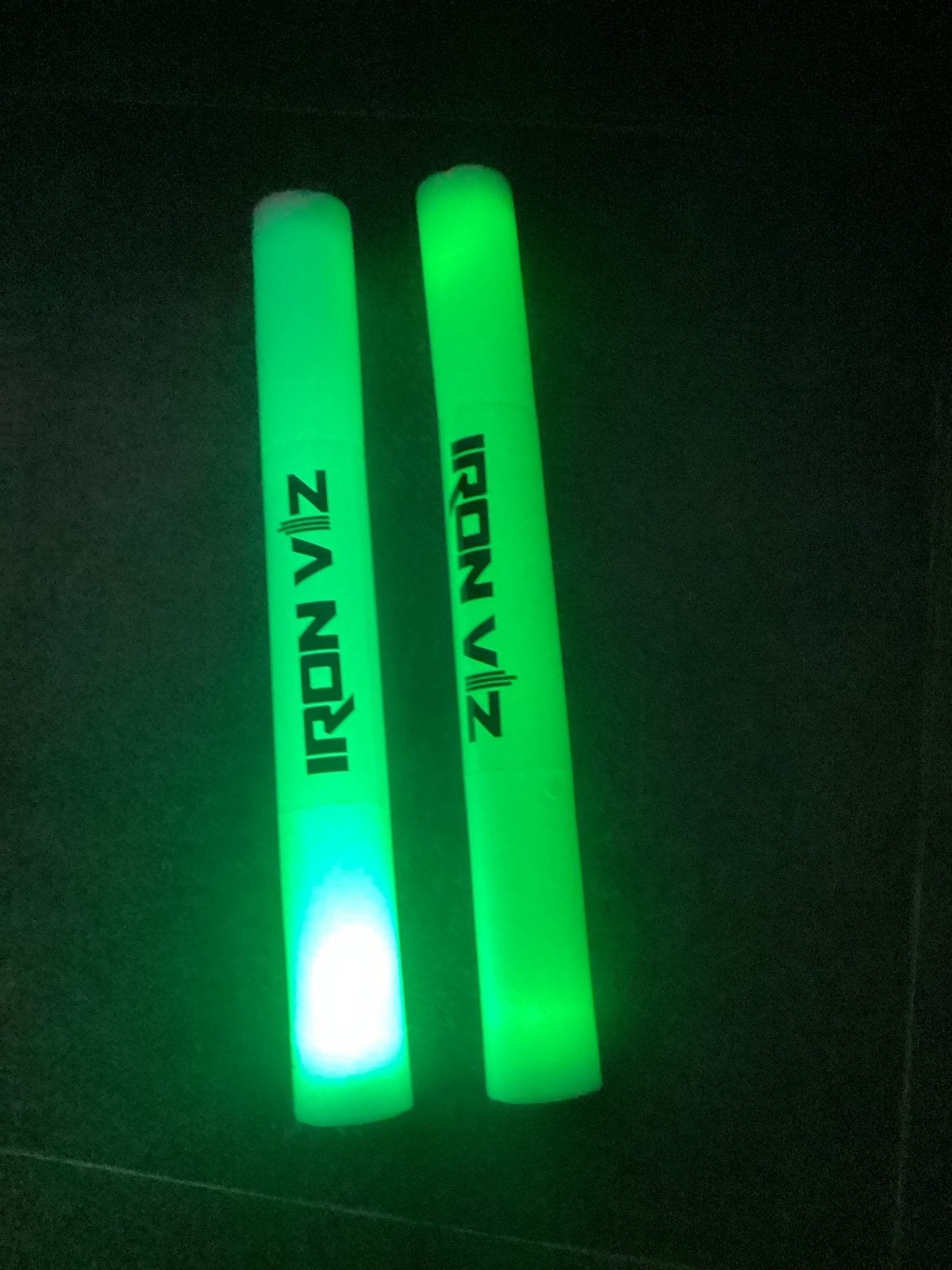 2x LED Foam Stick / Cheerstick - Halloween Feestartikel, Ophalen, Gebruikt, Feestartikel, Halloween of Griezel