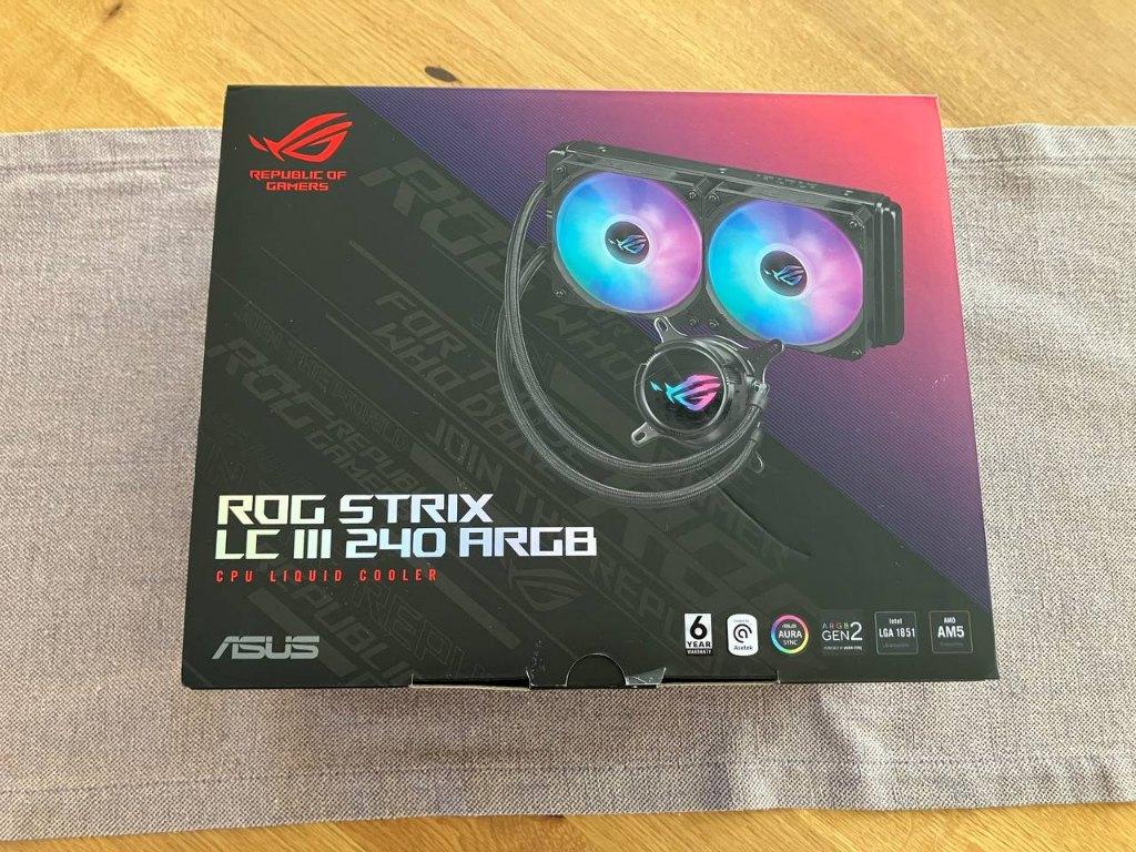 ASUS ROG Strix LC III 240 ARGB - Waterkoeler, Computers en Software, Computerkoelers, Zo goed als nieuw, Waterkoeling, Ophalen of Verzenden