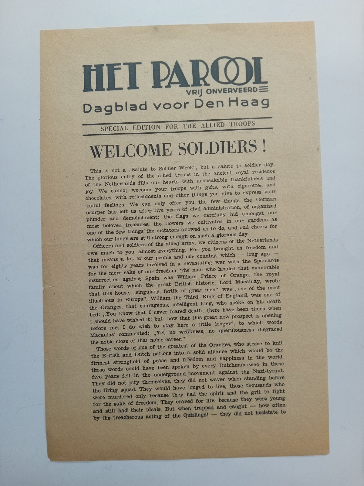 Zeldzaam WO2 Het Parool "Welcome Soldiers" Den Haag (1945), Ophalen of Verzenden, Landmacht, Nederland, Boek of Tijdschrift