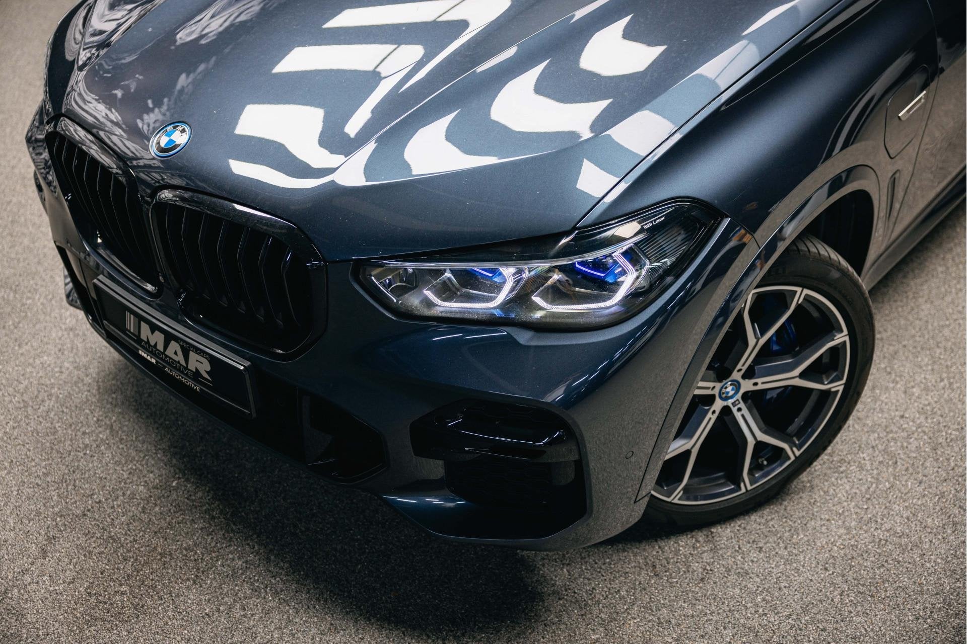 BMW X5 xDrive45e High Executive | M-sport | Luchtvering | Pa, Auto's, BMW, Gebruikt, 398 pk, Vierwielaandrijving, Hybride Elektrisch/Benzine