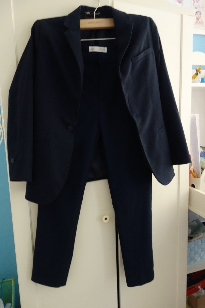 Nette donkerblauw pak maat 140 (10 jaar kinderen) van Zara, Gebruikt, Ophalen of Verzenden, Setje, Zara Boys