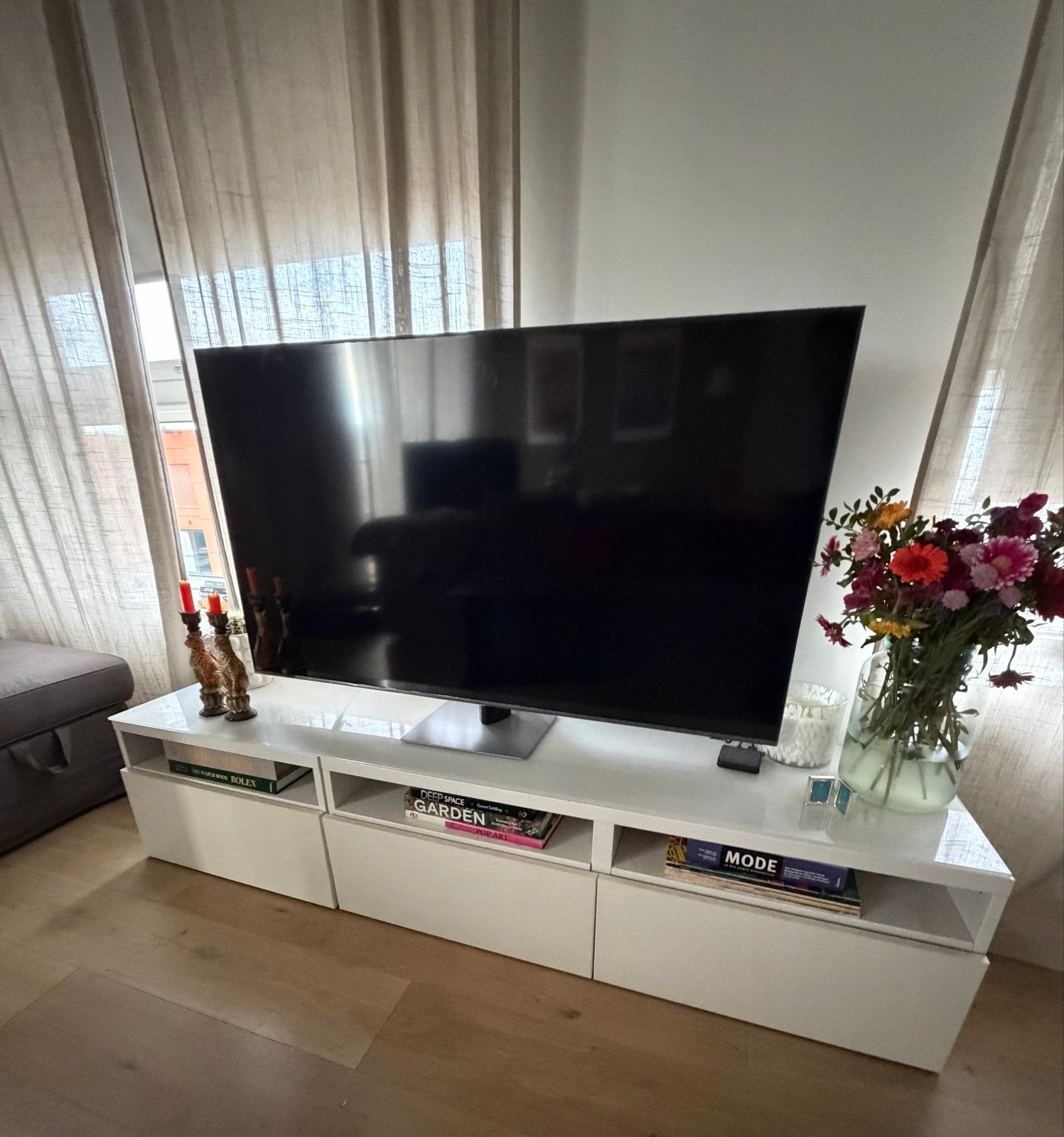 IKEA Bestå TV meubel incl. glasplaat - 180x40x40 cm, Gebruikt, 150 tot 200 cm, Overige houtsoorten, Ophalen of Verzenden