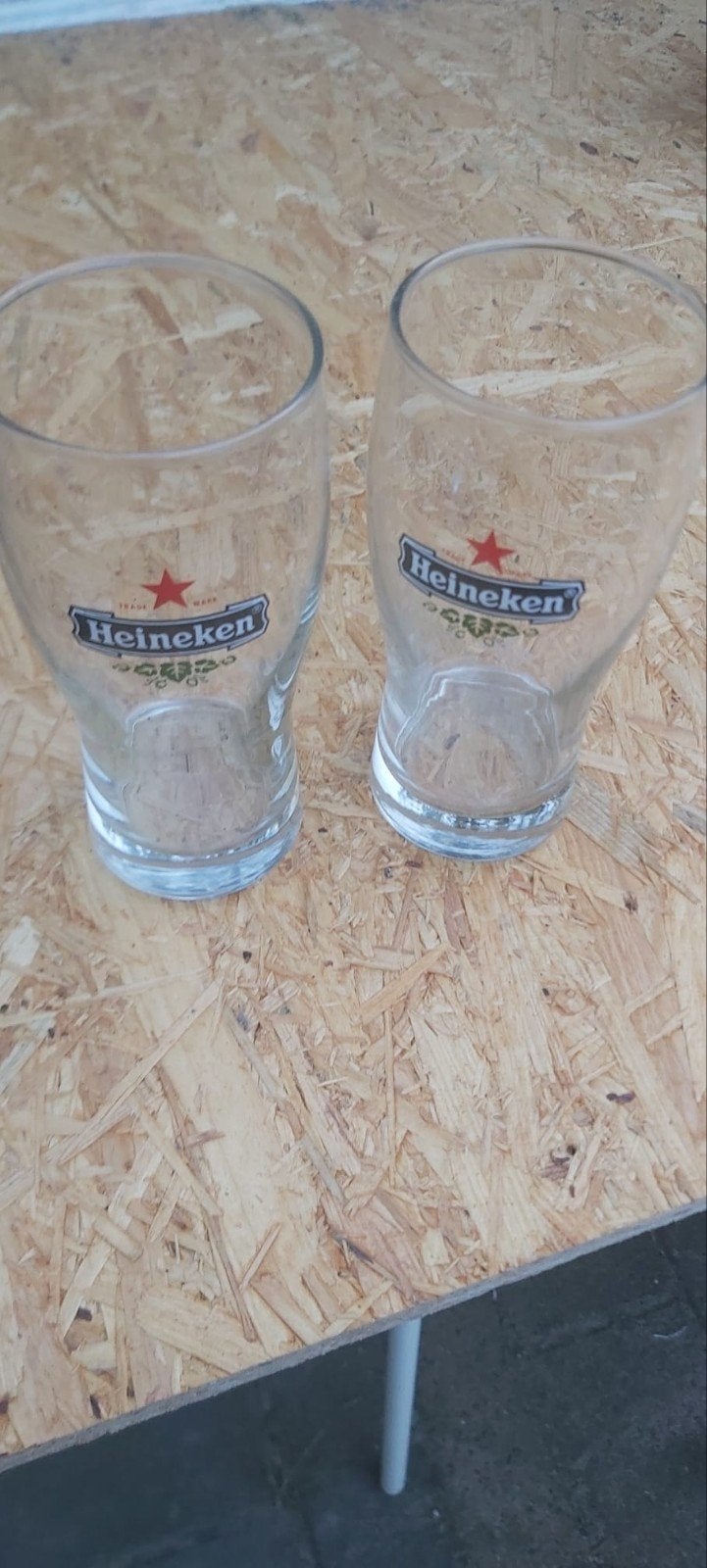 Heineken bierglazen, 2 stuks., Verzamelen, Glas en Borrelglaasjes, Ophalen, Zo goed als nieuw, Bierglas