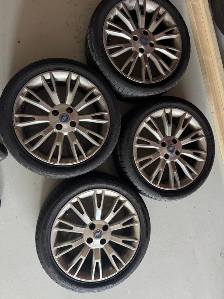 Banden en velgen fiat punto, Nieuw, 17 inch, Band(en), Personenwagen