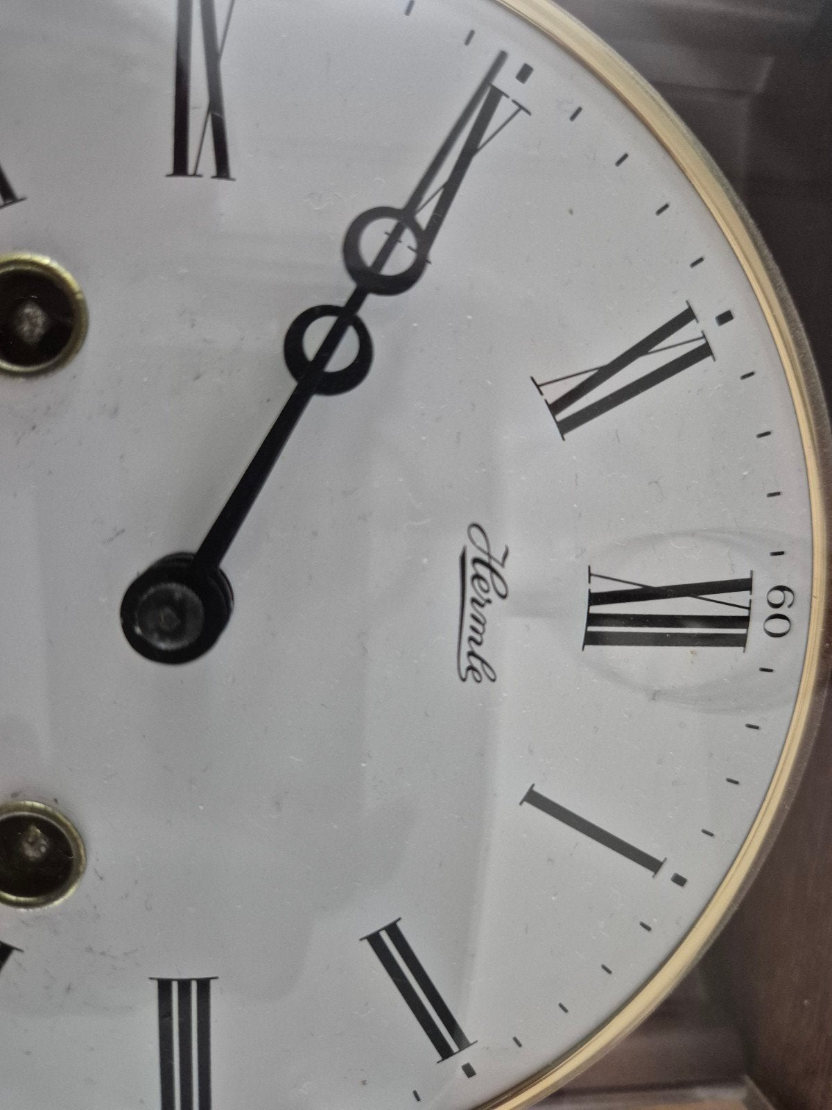 HERMLE wandklok regulateur notenhout met slagwerk z.g.a.n., Ophalen of Verzenden