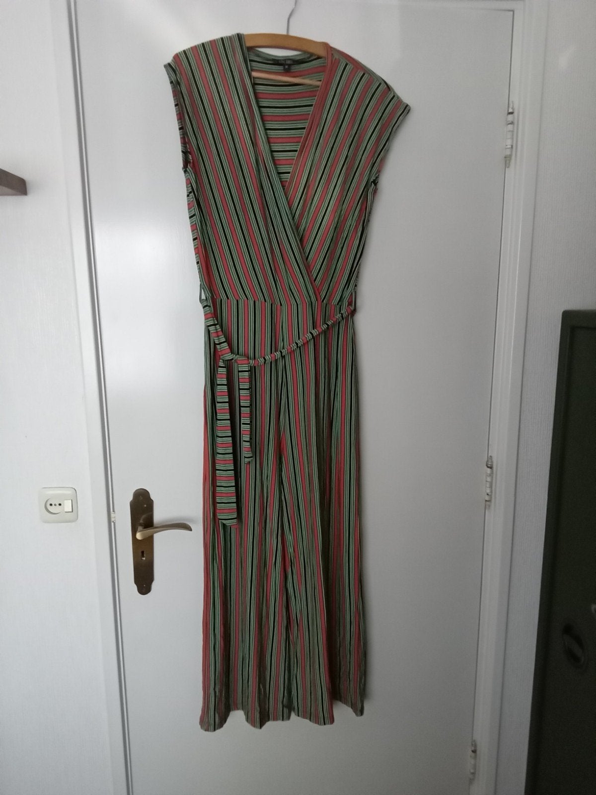 Kinglouie Jumpsuit  maat M, Ophalen of Verzenden, Zo goed als nieuw, Maat 38/40 (M)