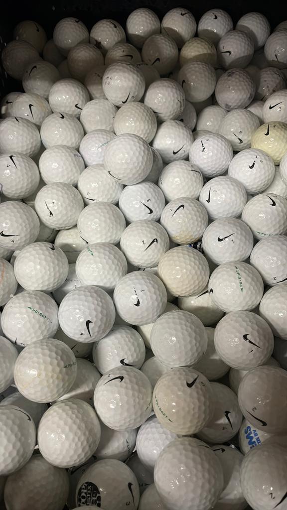 200 Nike PD Soft Golfballen - Gebruikt, Ophalen of Verzenden, Gebruikt, Bal(len), Overige merken