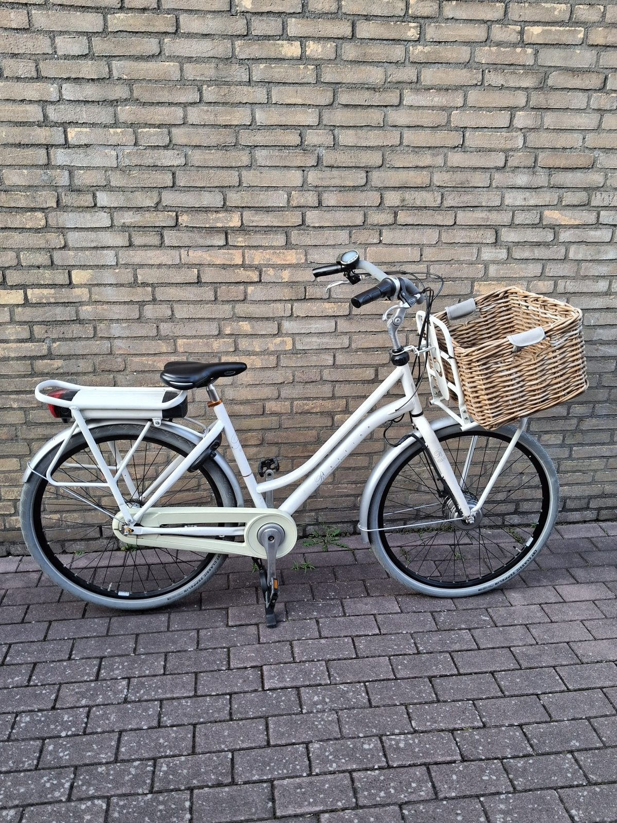 Cortina e-bike 28inch 50cm 24v, Versnellingen, Zo goed als nieuw, 50 tot 53 cm, Trommelrem