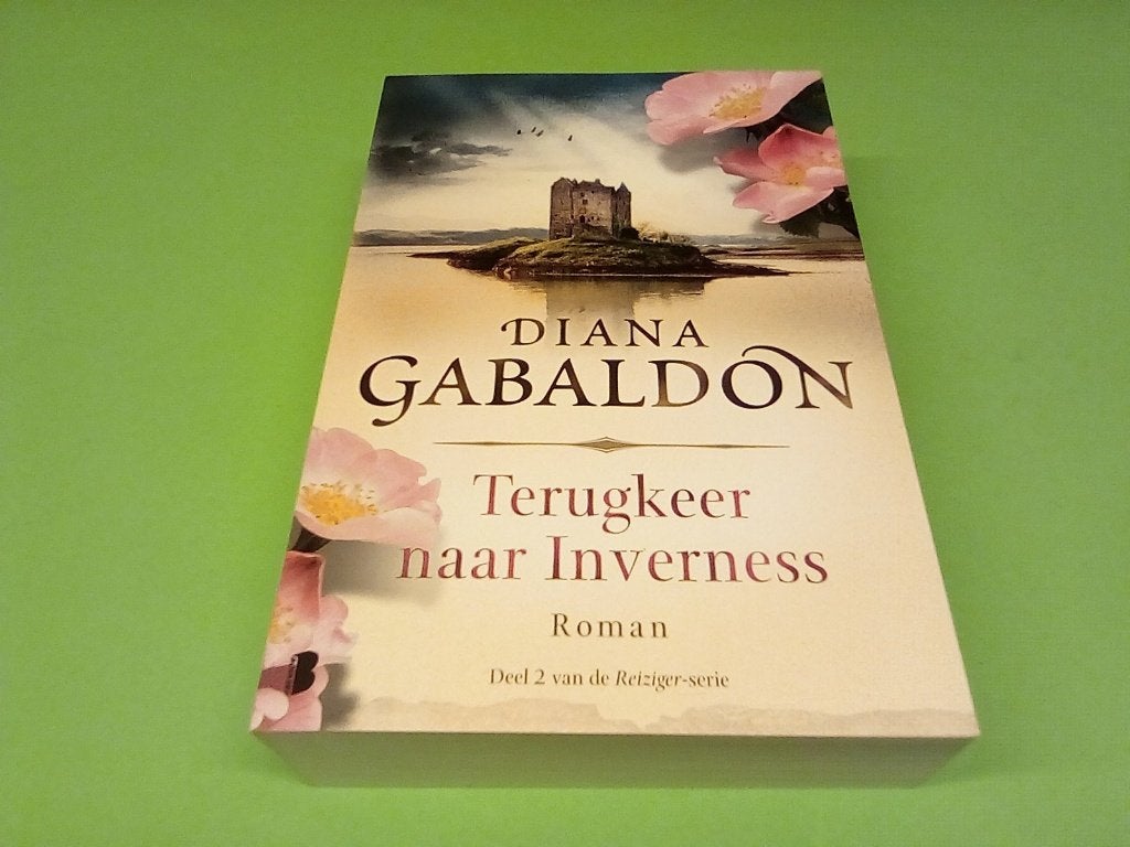 Diana Gabaldon -Terugkeer naar Inverness (De Reiziger-serie), Boeken, Europa overig, Ophalen of Verzenden, Diana Gabaldon, Zo goed als nieuw