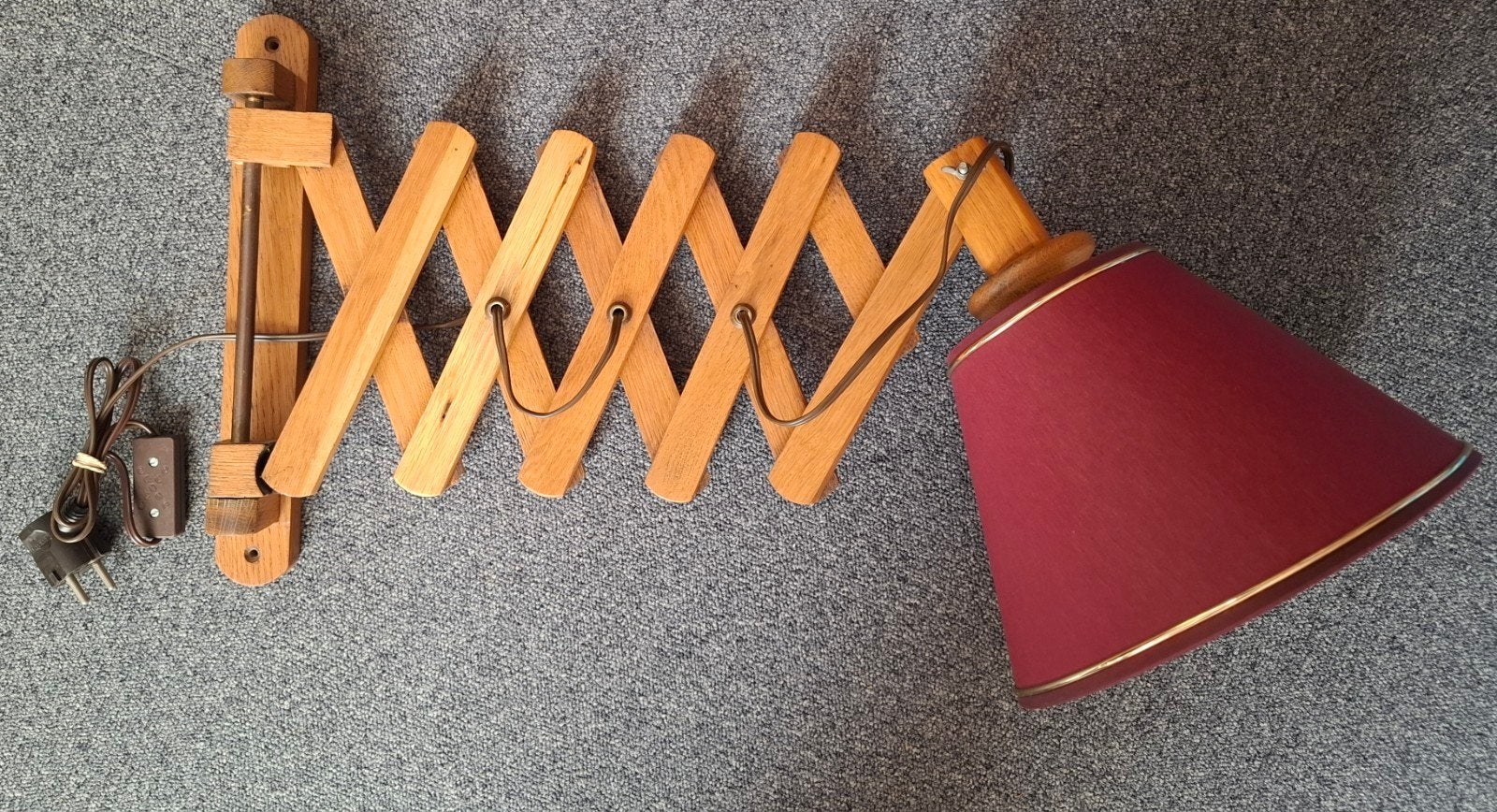 Vintage schaarlamp, Ophalen of Verzenden, Zo goed als nieuw, Hout, E27 (groot)
