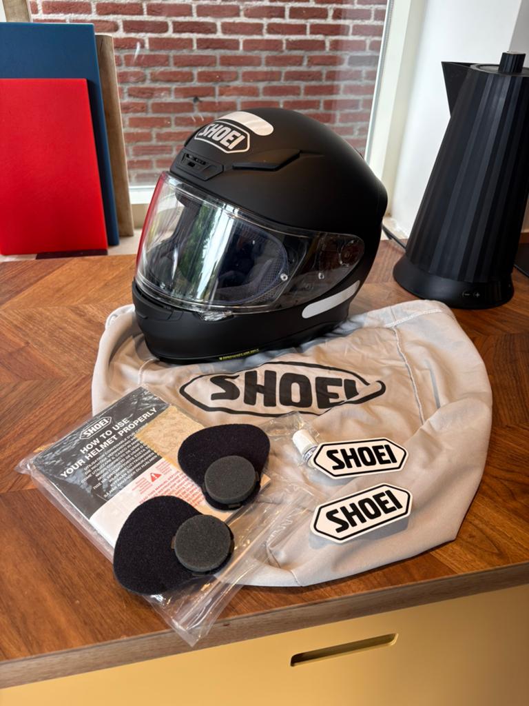 SHOEI NXR MT S, zo goed als nieuw, super licht kleine schaal, Motoren, Kleding | Motorhelmen, Ophalen of Verzenden, Tweedehands